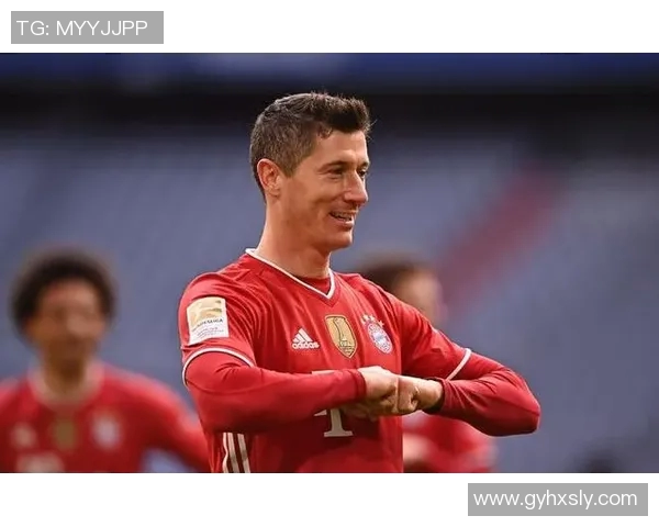 足球三大球王的传奇故事与影响力解析